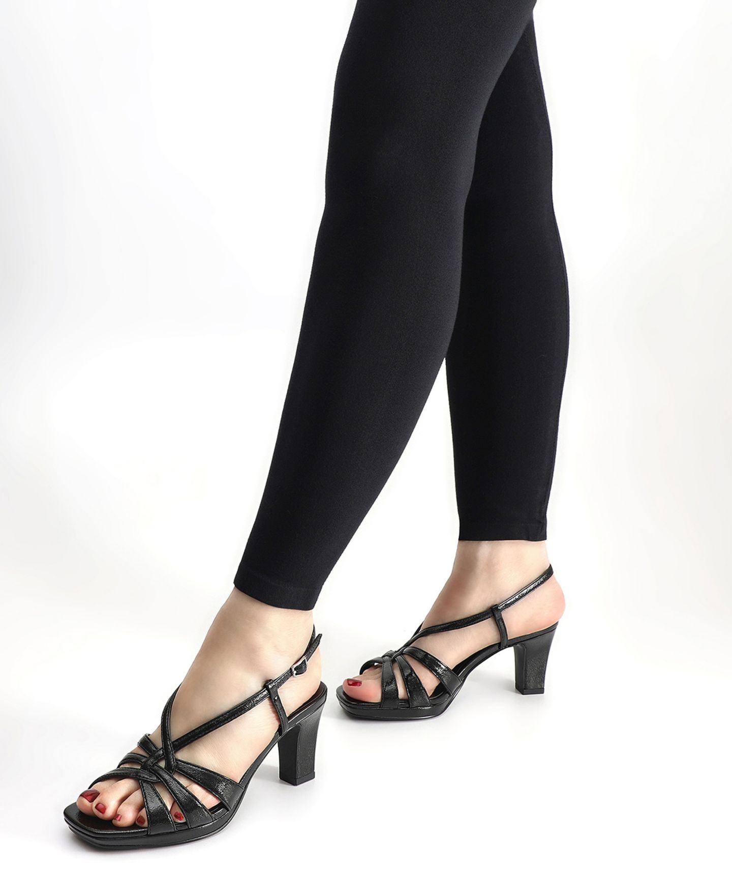 Женские сандалии Easy Street Valorie Sqaure Toe Platform, цвет: Чёрный, вариант 1 — фото 8