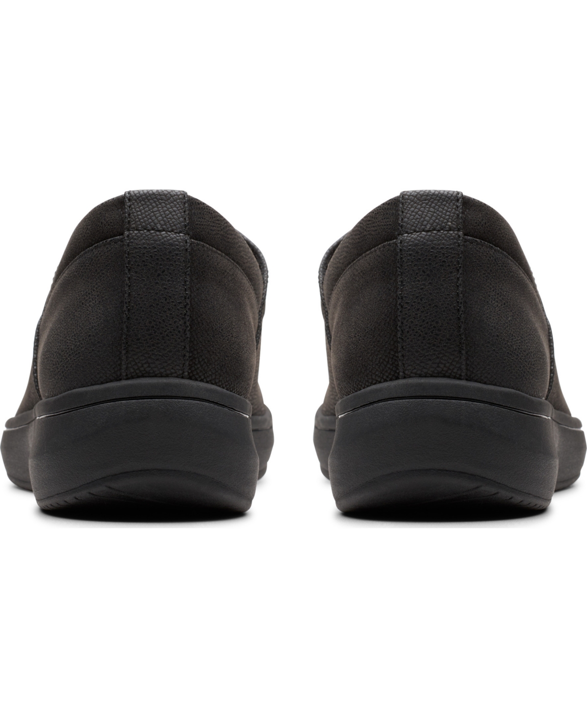 Clarks Women's Cloudsteppers Breeze Sky Ria Round Toe Shoes