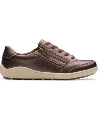 Women's Bryianne Bayla Round Toe Sneakers