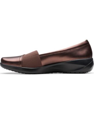 Women's Kaetlyn Rhea Round Toe Loafers