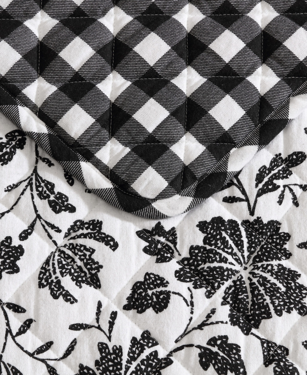 Eddie Bauer Woodblock Floral Flannel Cotton Reversible 3-Pc. Quilt Set