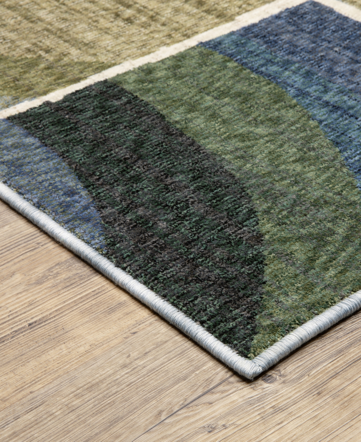 Oriental Weavers Tisdell TIS06 5'3"x7'6" Area Rug