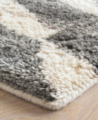 Farah DA1913 5'x8' Area Rug