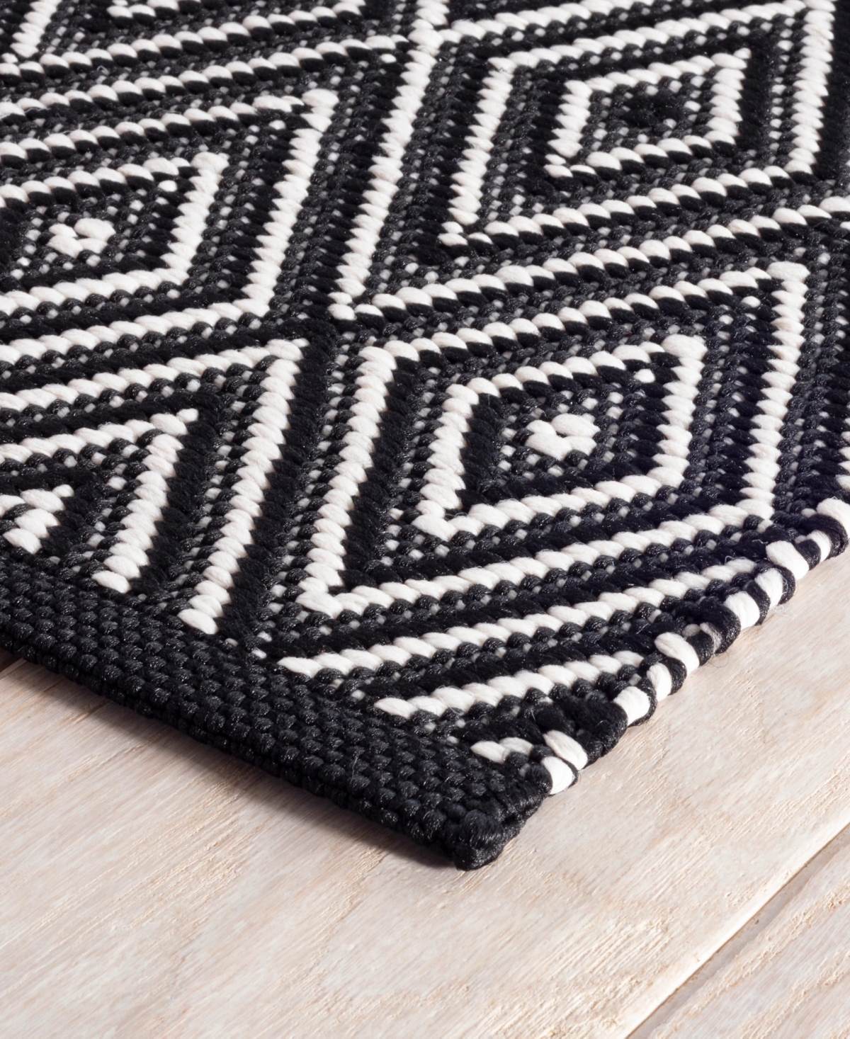 Dash And Albert Rugs By Annie Selke Diamond Indoor/outdoor Rdb170 9'x12' Area Rug In Black