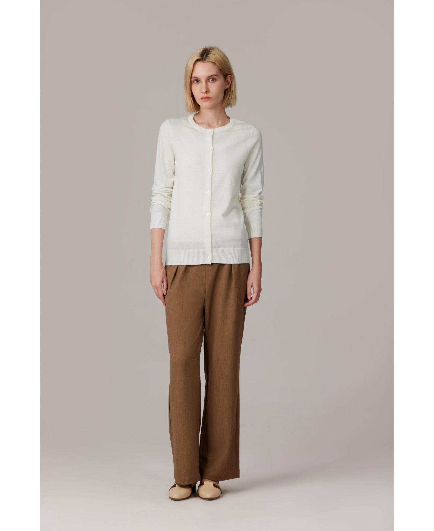 Женский кардиган JENNIE LIU 100% Merino Wool Light Weight Cardigan Ultra Soft Fine-gauge Sweaters Machine Washable, цвет: Кремовый — фото 4