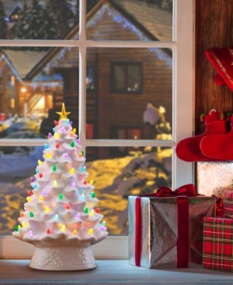 18" Nostalgic Christmas Tree