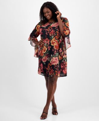 Connected - Plus Size Printed Round-Neck Sheath Dress