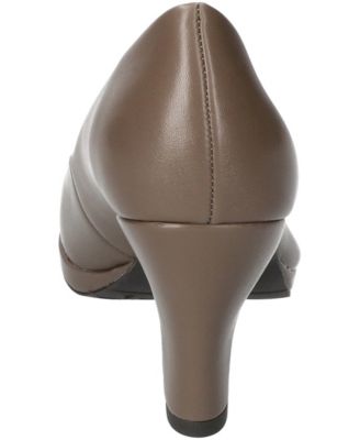 Women's Equinox Platform Slip-On Pumps