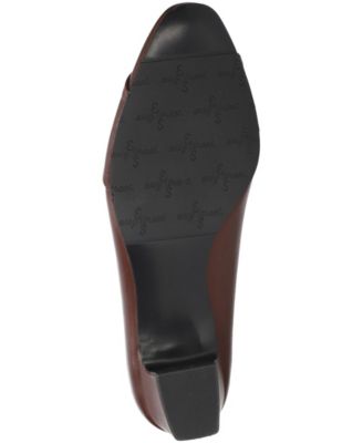 Lyanna Women's Block Heel Pumps