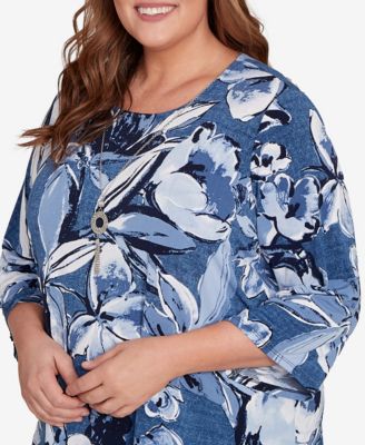 Plus Size Classic Puff Print Denim Floral Top