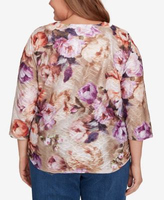 Plus Size Classic Textured Floral Ruched Sides Crew Neck Top