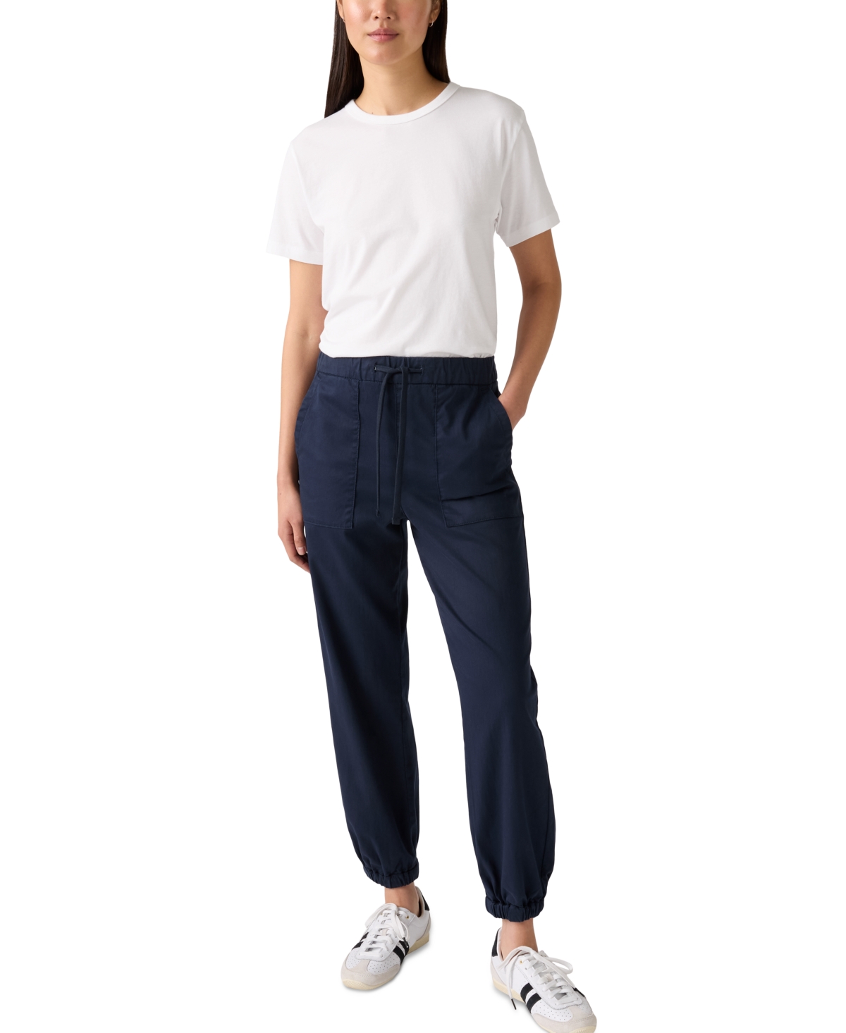 Levi's Women's Mid-rise Essential Joggers In Blue