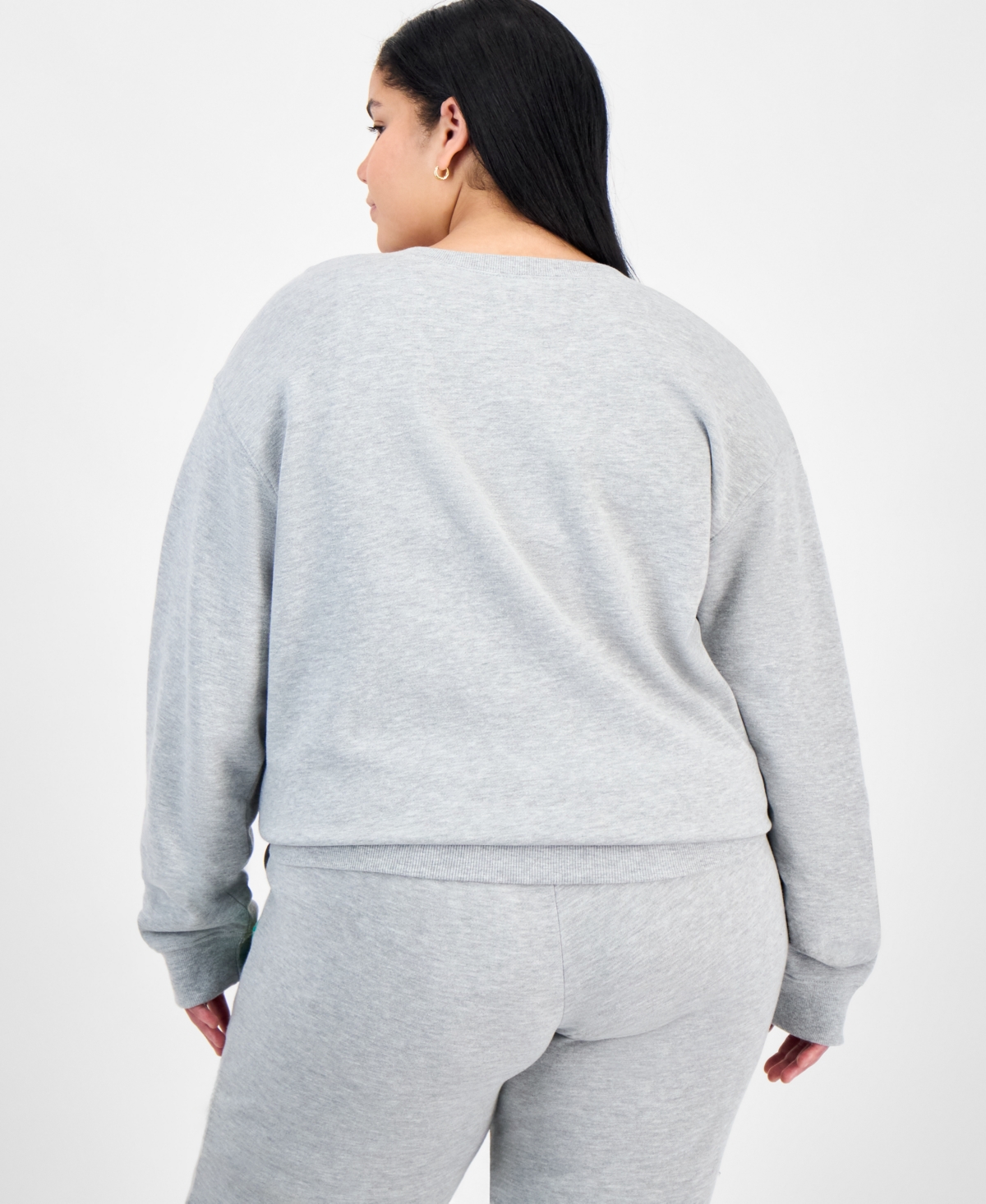 Love Tribe Trendy Plus Size Grinch Wreath Graphic Sweatshirt In Gray