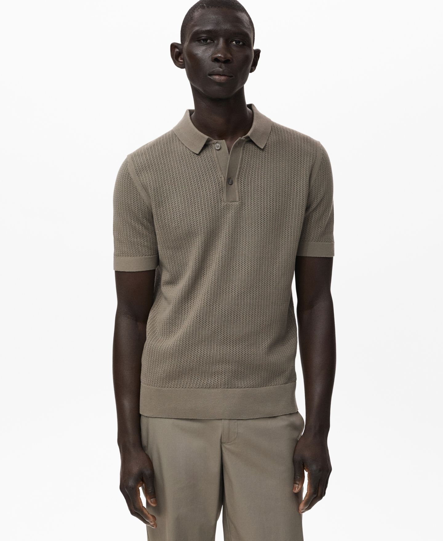 Мужское поло MANGO Openwork Knitted Cotton Polo Shirt, цвет: Тёмный зелёный — фото 1
