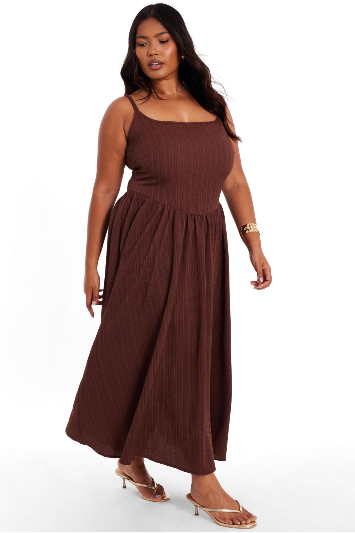 Женское платье QUIZ Plus Size Drop Waist Textured, цвет: Коричневый — фото 3