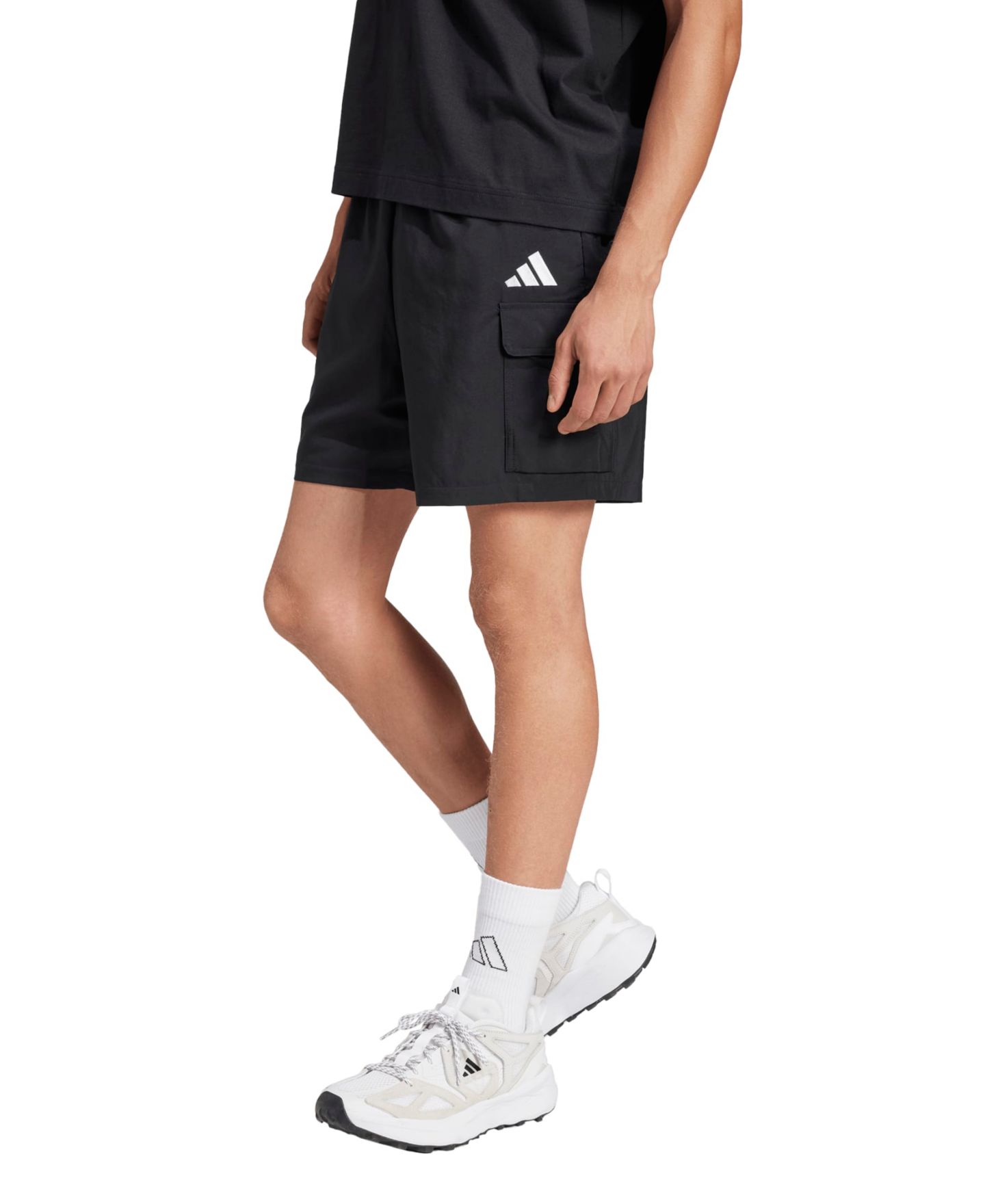 Мужские шорты adidas Woven Chelsea Cargo, цвет: Чёрный / Белый — фото 1