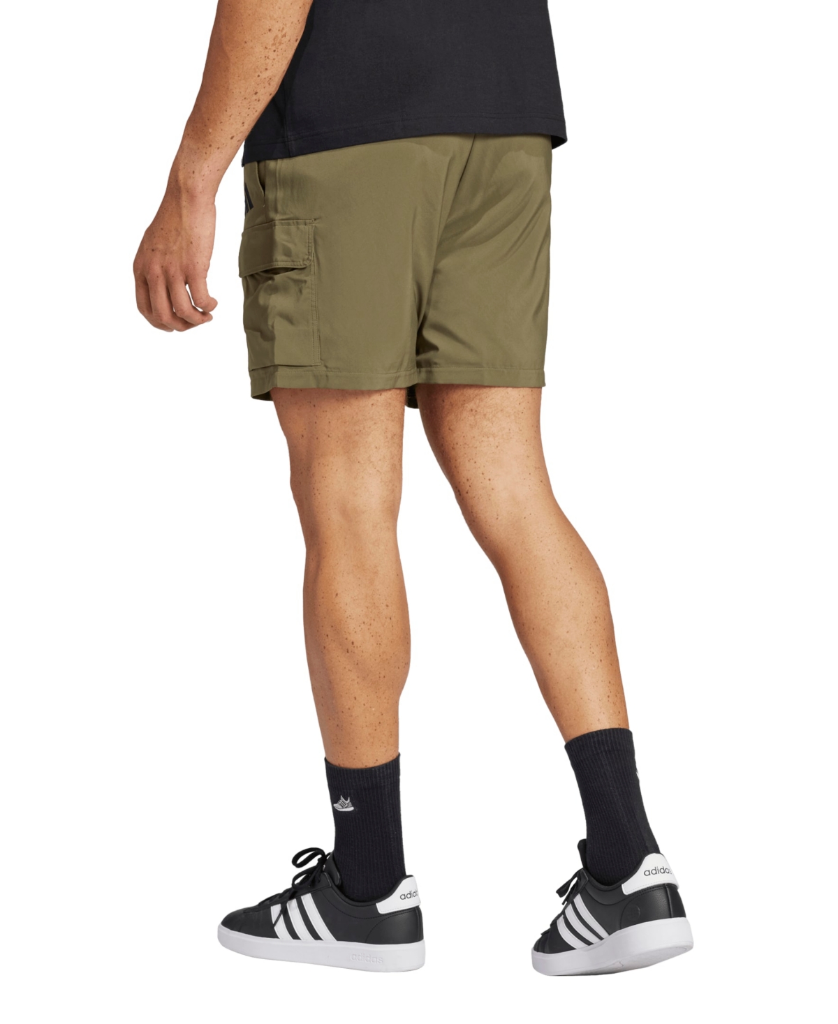 Adidas Originals Men's Woven Chelsea Cargo Shorts In Green