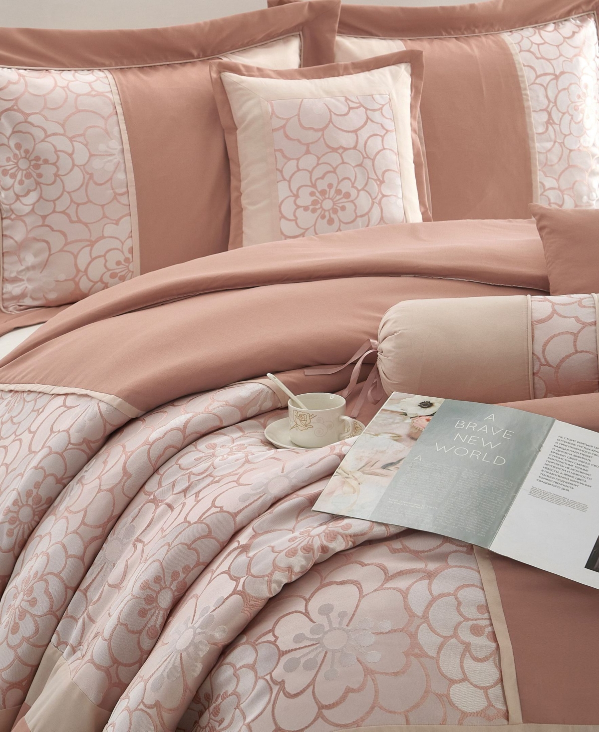 Stratford Park Sibyl Jacquard 7-pc. Comforter Set, King In Pink
