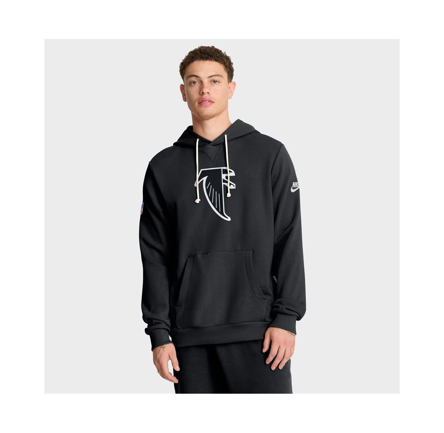 Men's Black Atlanta Falcons Sideline Offensive Set Play Performance Pullover Hoodie