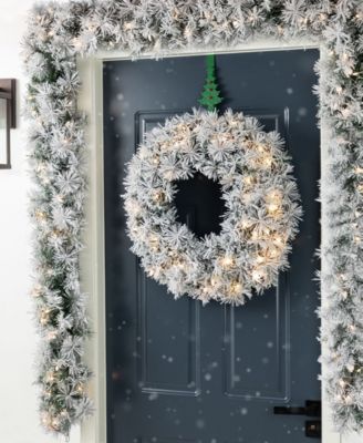 24" Pre-Lit Snow Flocked Pine Christmas Wreath