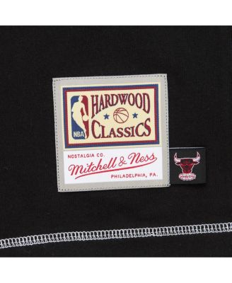 Men's Black Chicago Bulls Hardwood Classics Contrast 2K Graphic T-Shirt