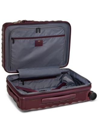 21.8" International Expandable Carry-On Spinner