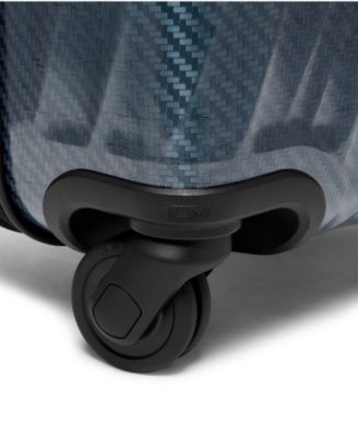 21.75" Lite International Carry-On Spinner