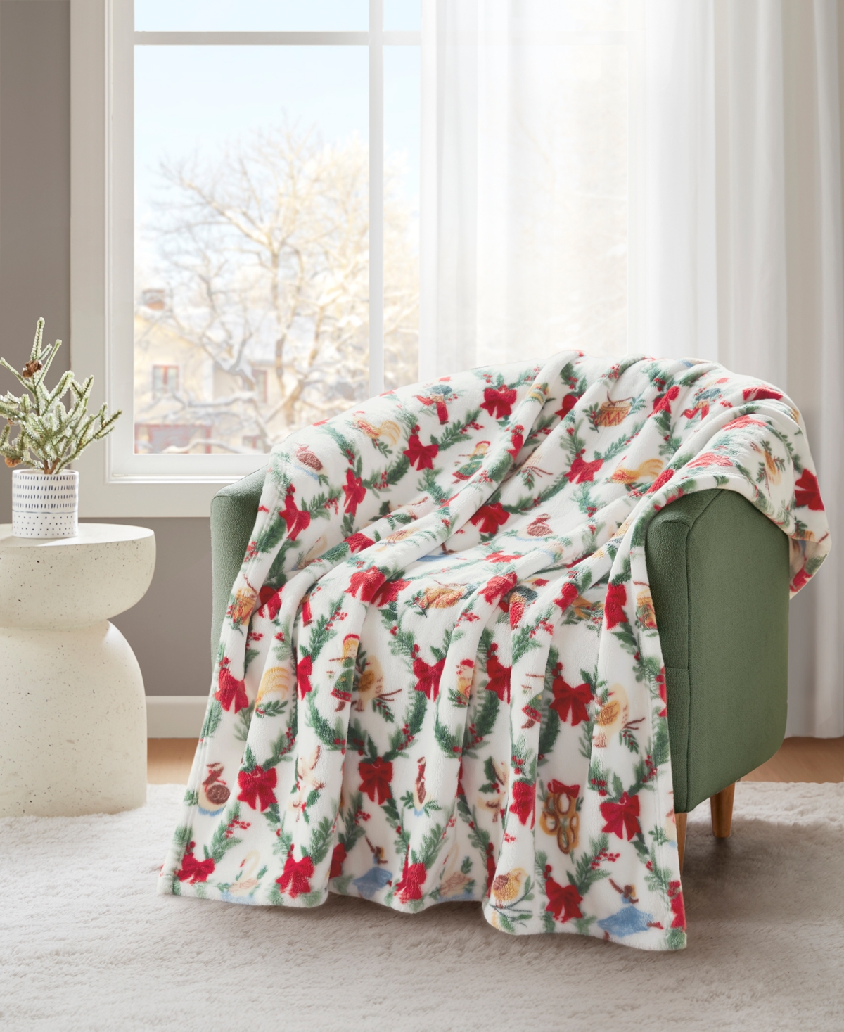 Premier Comfort Cozy Plush Printed Throw, 50" x 70", Exclusively at Macy's (A $30.00 Value)