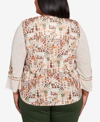 Plus Size Mount Laurel Geometric Floral Embroidery Printed Top