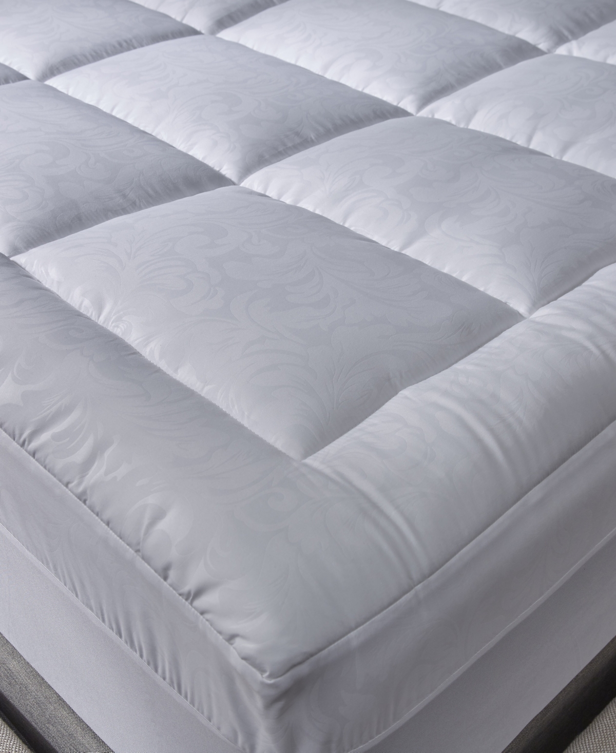 Comforpedic from Beautyrest 3.5" Gel Mattress Topper