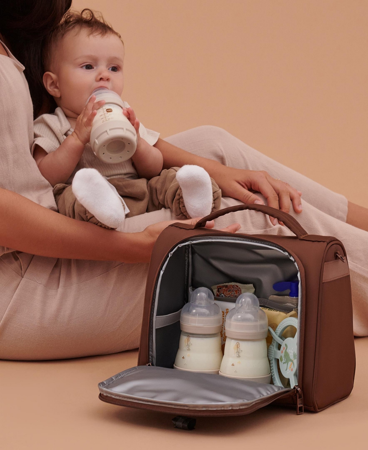 Ju-ju-be Baby Insulated Bottle Bag In Brown