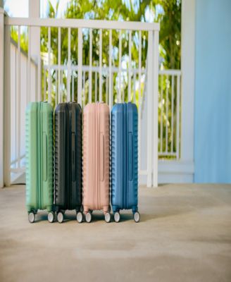 Stratum 3.0 Carry-On 20" Hardside Spinner