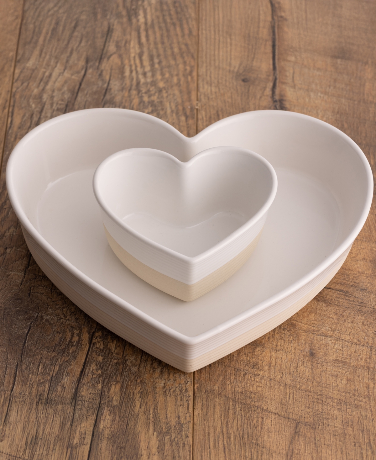Mason Cash Rustic Charm Heart Dishes, Set Of 2 In Multi