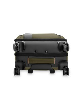 Essential 22" Carry-On Expandable Spinner