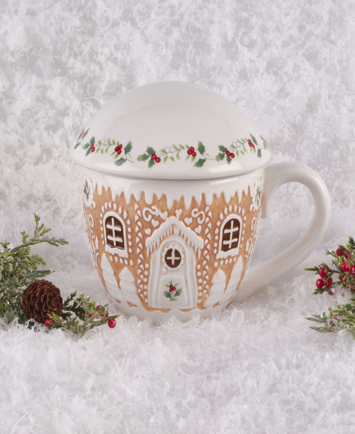 Winterberry Gingerbread Mug with Lid
