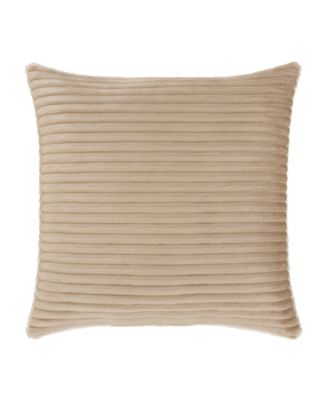 Everett Soft Decorative Pillow, 20" x 20"