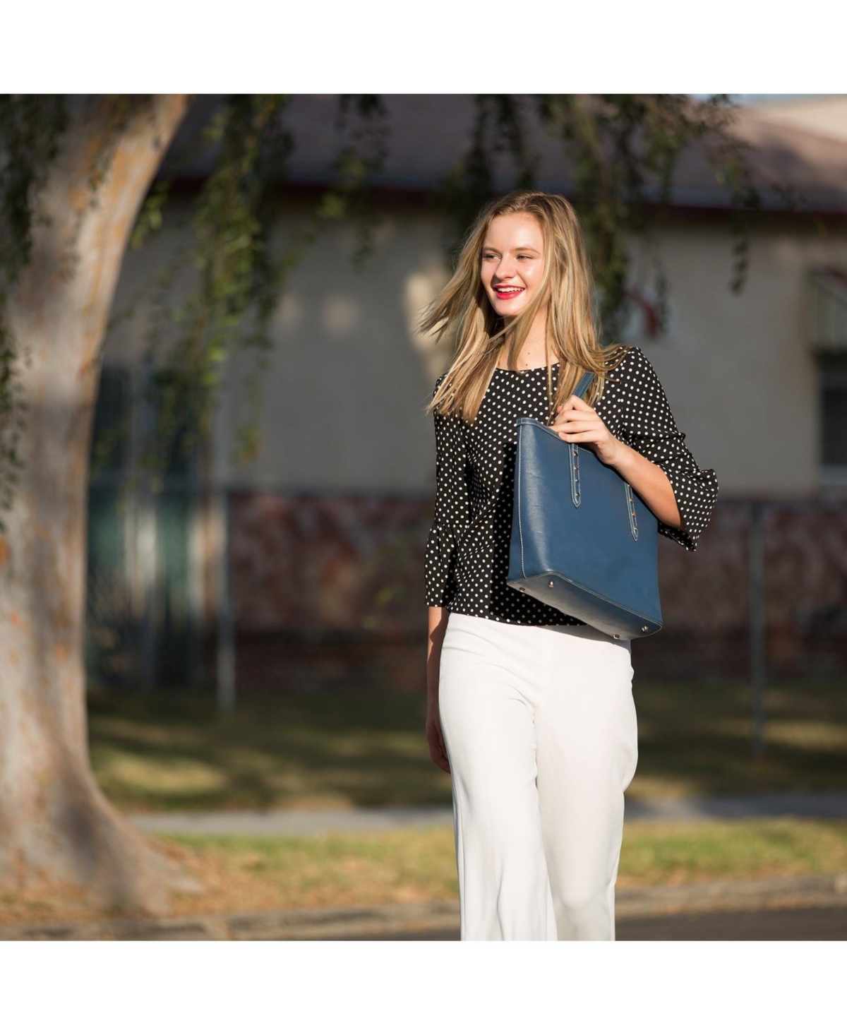 Susu Blue Leather Shoulder Bag Elegant Big Tote Handbag for Women with Double Straps and Zip Closure