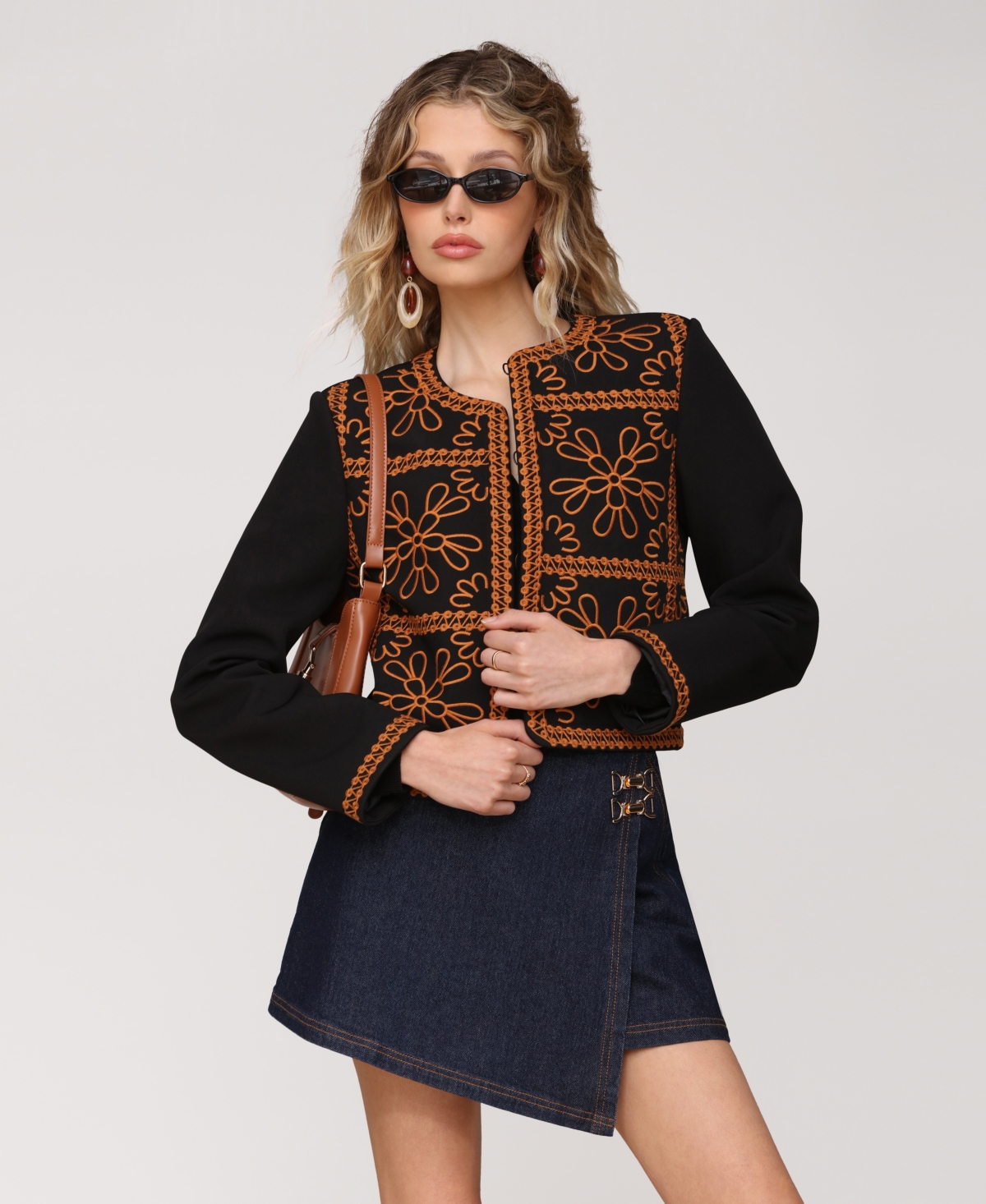 Avec Les Filles Embroidered Collarless Jacket In Blue