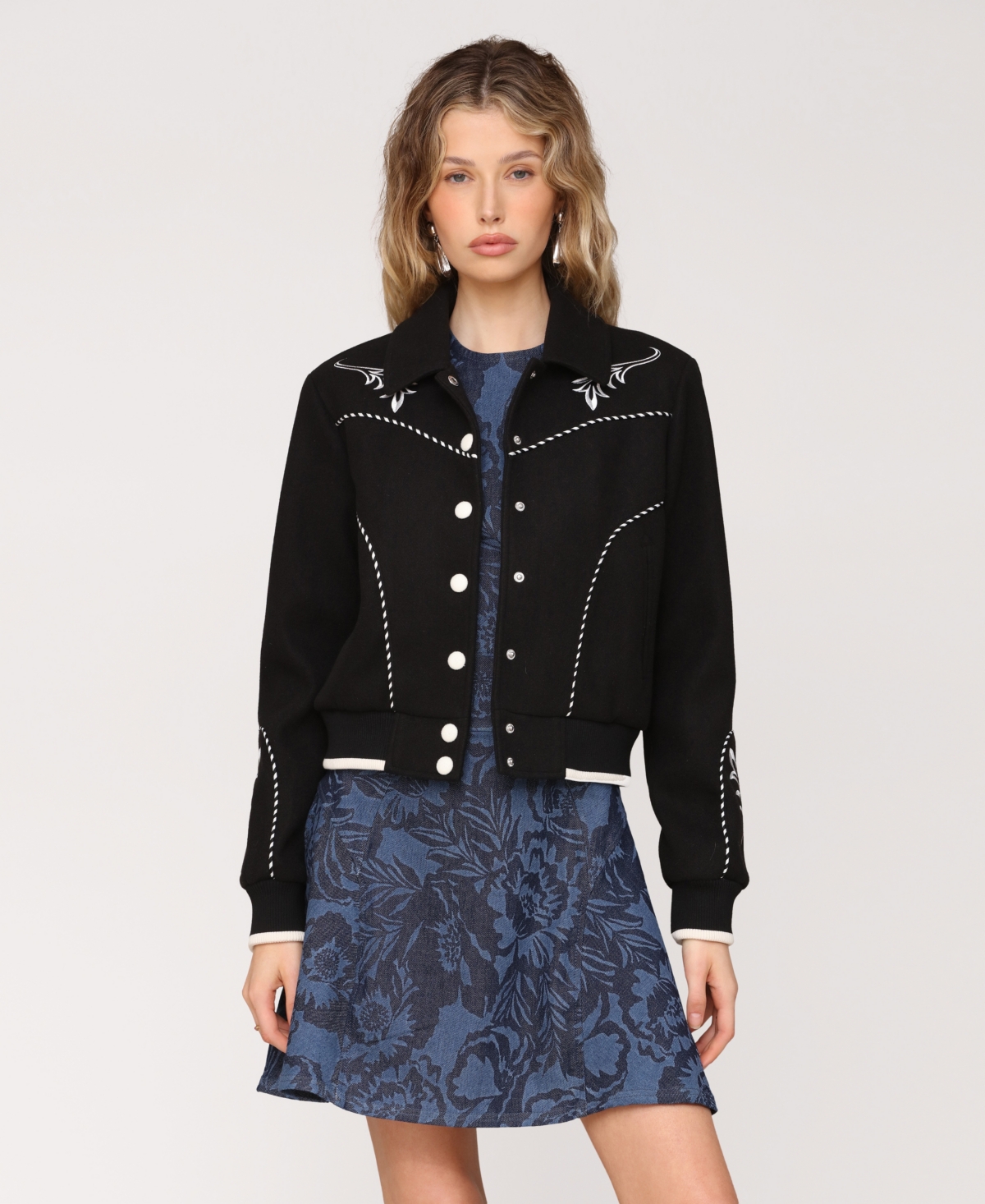 Avec Les Filles Embroidered Faux Suede Western Bomber Jacket In Black