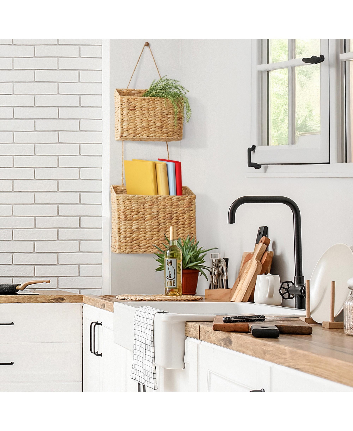 Casafield 2-Tier Hanging Storage Basket Set, Natural Water Hyacinth Wall Basket, Boho Organizer for Kitchen Pantry, Home Office, Entryway, Bathroom