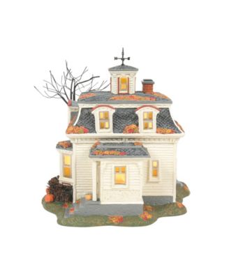 Max's House in Salem Accessory