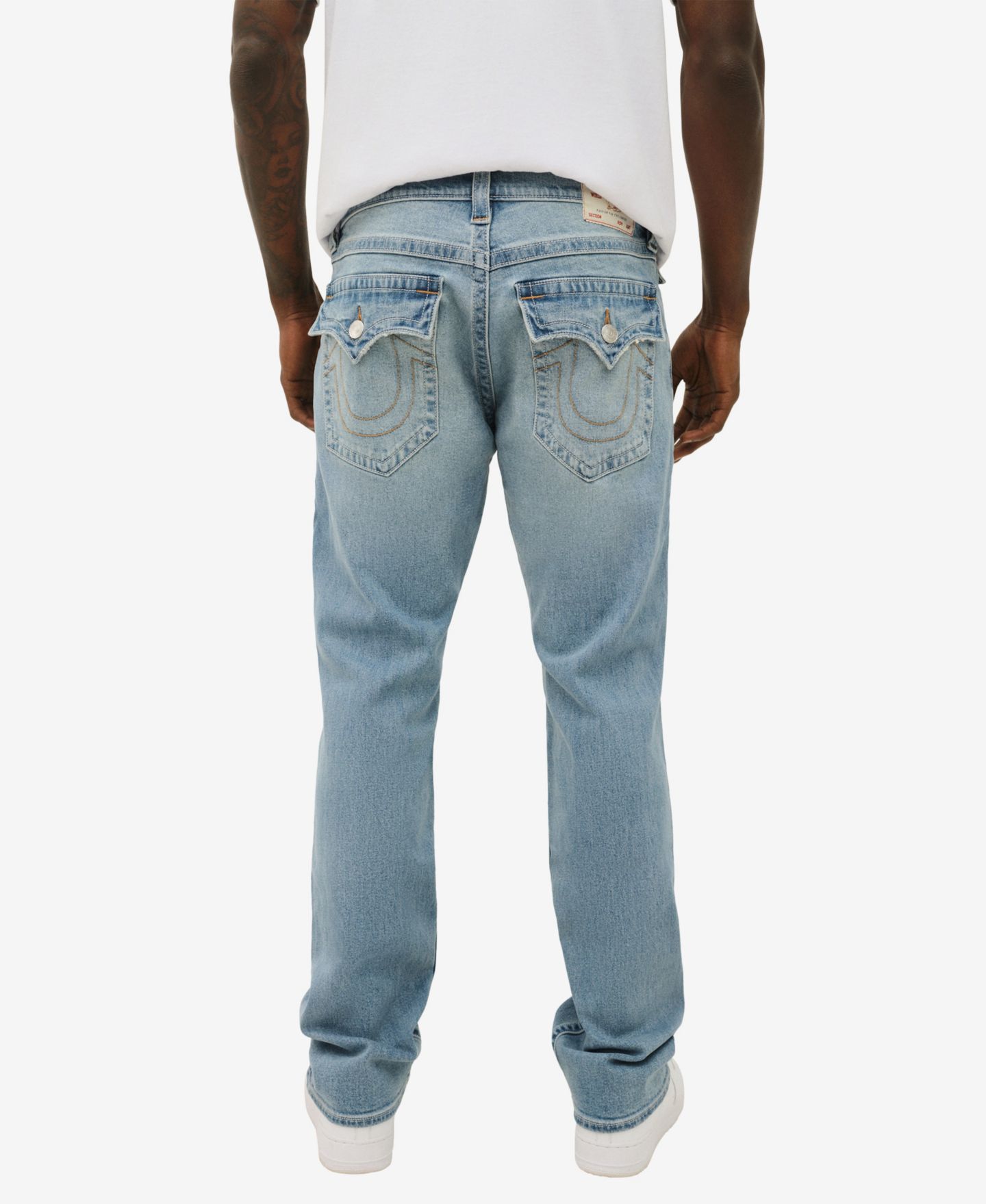 Мужские джинсы True Religion Flap Back Pockets Ricky Straight, цвет: Яркая средняя варка — фото 3
