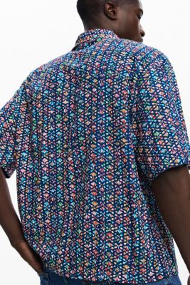 Men's Short-sleeve shirt with ethnic embroidery