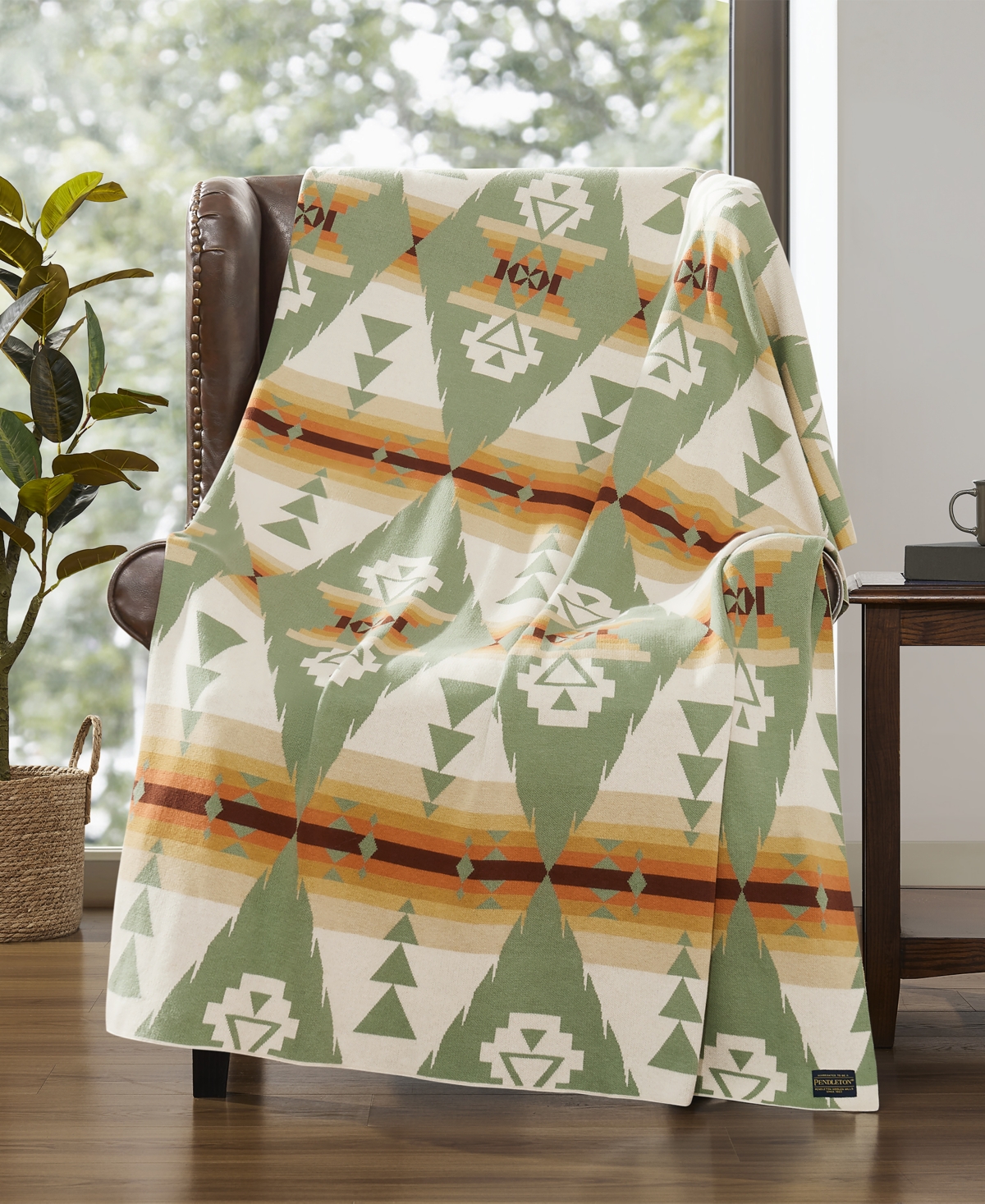 Pendleton Siskiyou Throw, 50" X 70" In Green