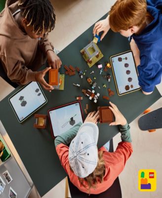 Minecraft the Pillager Outpost and Ravager 21278 Toy Building Set, 665 Pieces