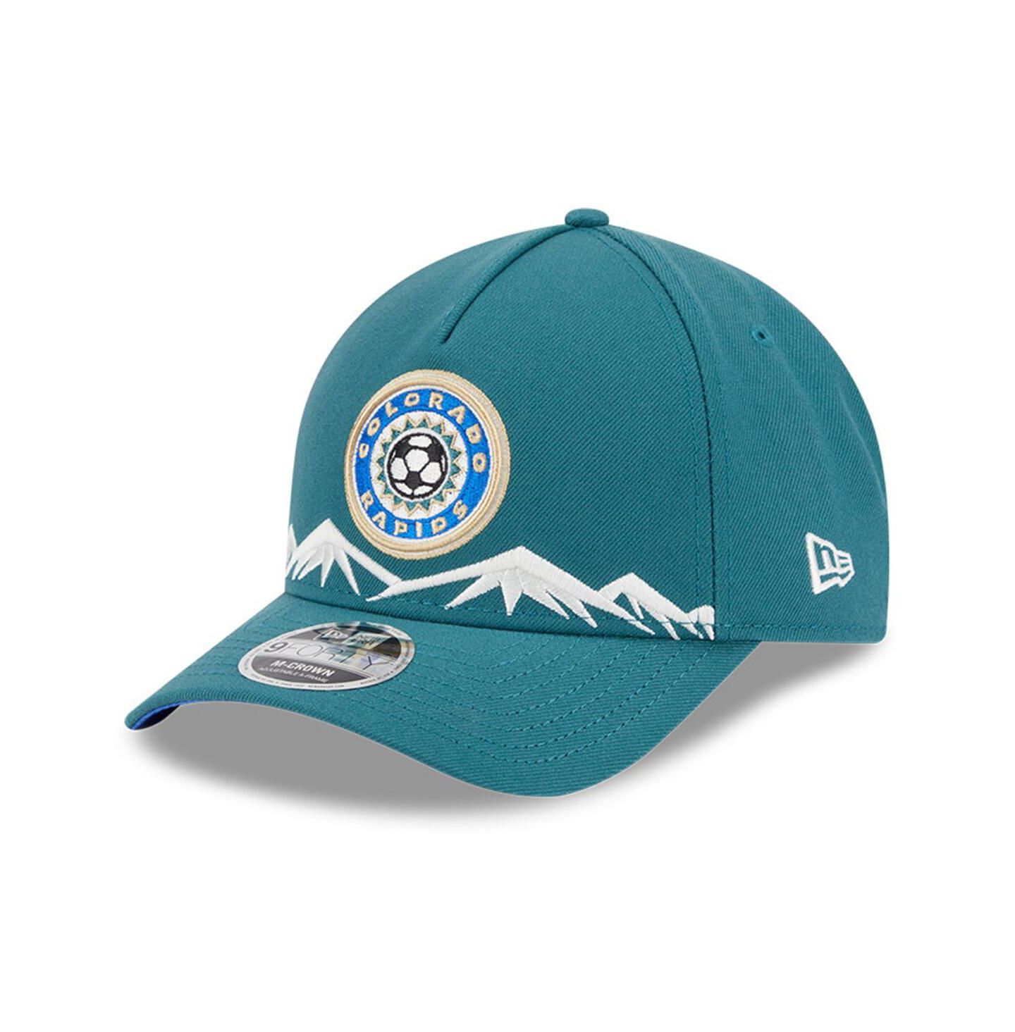 Мужские головные уборы New Era Green Colorado Rapids 2025 Jersey Hook 9FORTY M-Crown Adjustable Hat — фото 1