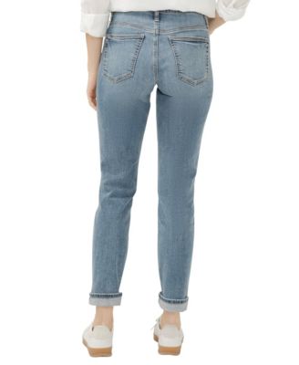 Women's Boyfriend Mid Rise Slim Leg Jeans