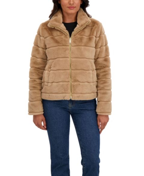 Женские куртки Sebby Collection Grooved Short Faux Fur Jacket