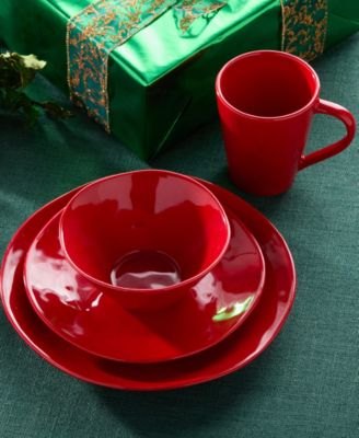Berry Red Christmas 16-Pc. Dinnerware Set, Service for 4