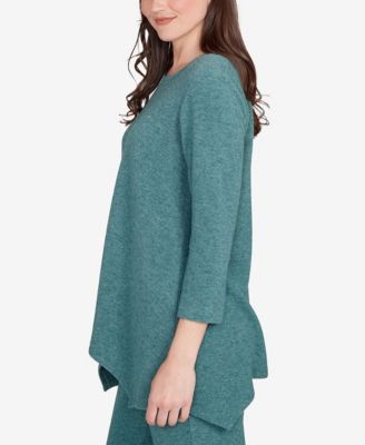 Petite Solid Spliced Cozy Knit Top